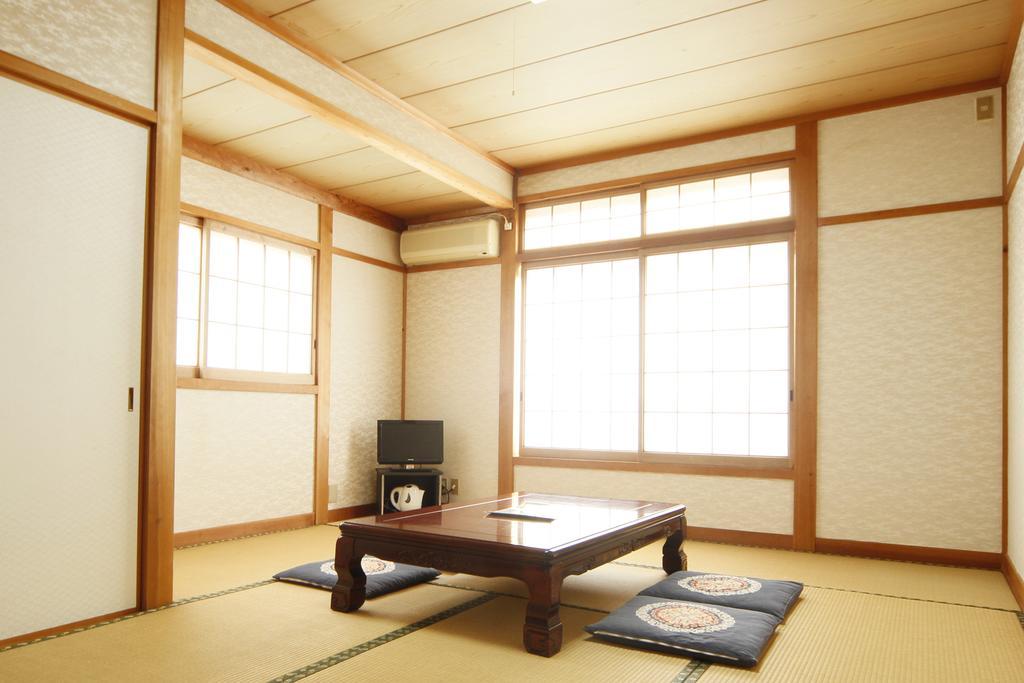 Bekkan Kawanatsu Hotel Shin'onsen Екстериор снимка